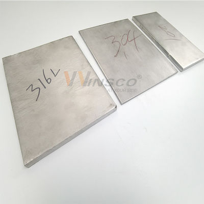 plaque d'acier inoxydable laminée à chaud épaisse de 10mm solides solubles 304 pour l'industrie du bâtiment