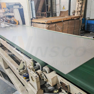 Haute dureté 1500 mm Largeur Plaque de finition de broyeur en inox 3000 mm Longueur 0,9 mm Plaque laminée à froid en acier inoxydable 2B Surface