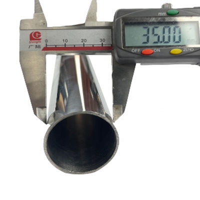 Tube rond en acier inoxydable de 35 mm de diamètre avec une épaisseur de paroi de 0,4 à 3,0 mm et une finition miroir satinée