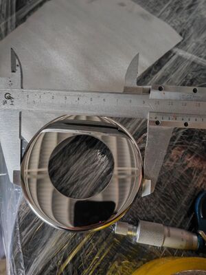 Cache de pied de poteau de garde-corps en acier inoxydable Inox compatible avec tubes ronds de 38 millimètres et 50 millimètres pour balustrades
