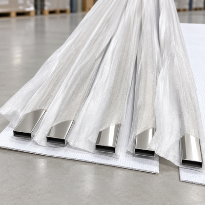 30x10mm SUS 304 316 201 8K Mirror Polished Tube Rectangular en acier inoxydable pour les meubles de salle de bain