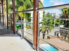 Le miroir a fini l'acier inoxydable Inox AISI 201 la balustrade à la maison de l'escalier 304 316